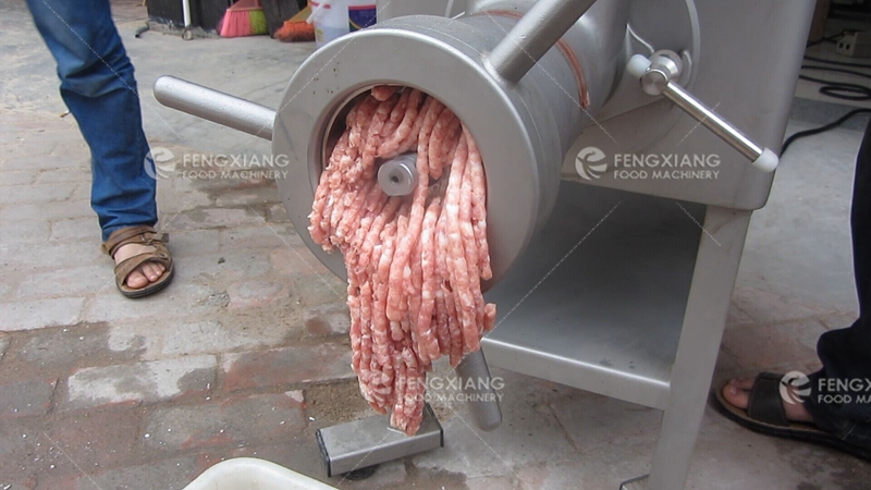 meat grinding machine